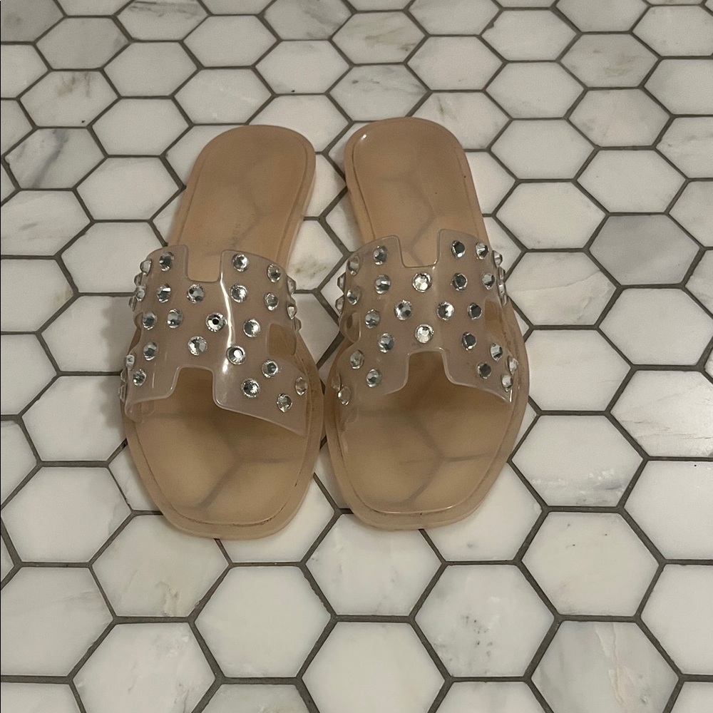 Chinese Laundry pink/Tan Studded Sandals